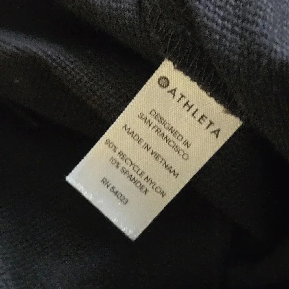 Athleta | Black Wander Slim Nylon Pants Sz 6 - Picture 9 of 11